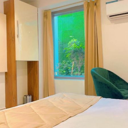 City View With Garden -5 Mins Walk From Golden Temple Amritsar Eksteriør billede