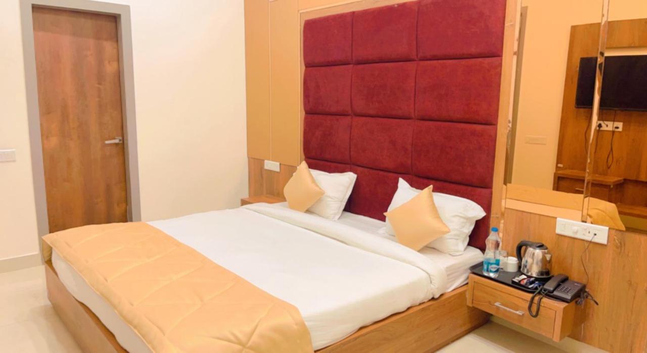 City View With Garden -5 Mins Walk From Golden Temple Amritsar Eksteriør billede