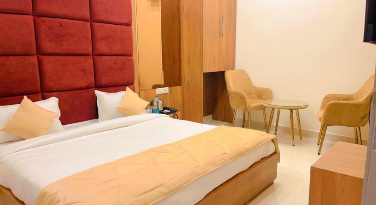 City View With Garden -5 Mins Walk From Golden Temple Amritsar Eksteriør billede